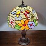 18" Tiffany Style Floral Table Lamp - Image 5